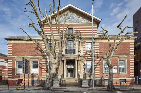 Hull exterior